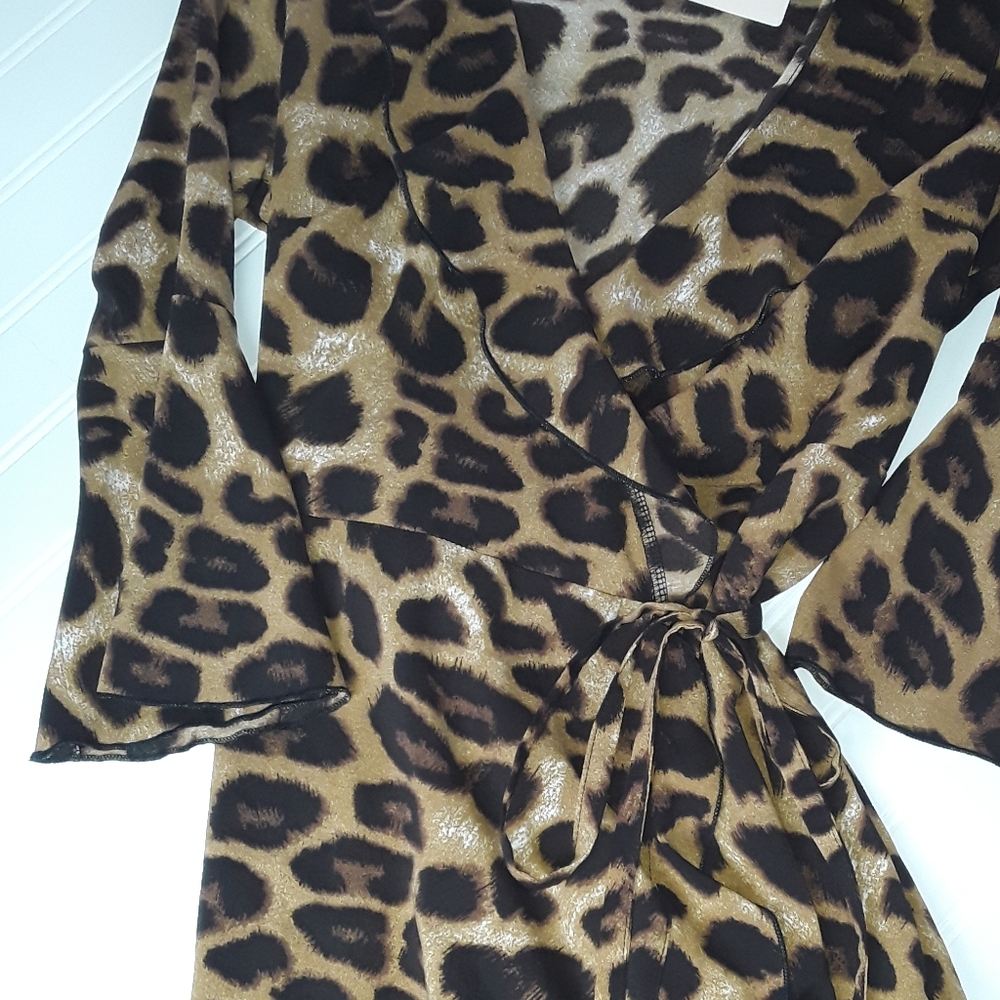 Dress - Picture 3 of 8